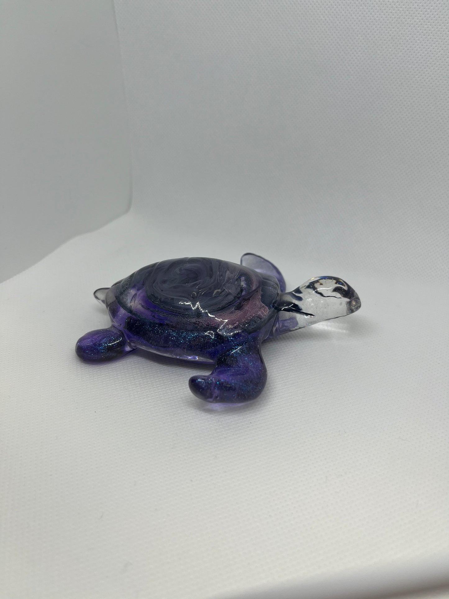 Figurine tortue grand modèle mauve