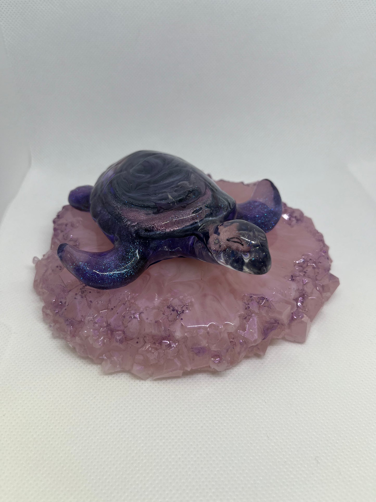 Figurine tortue grand modèle mauve